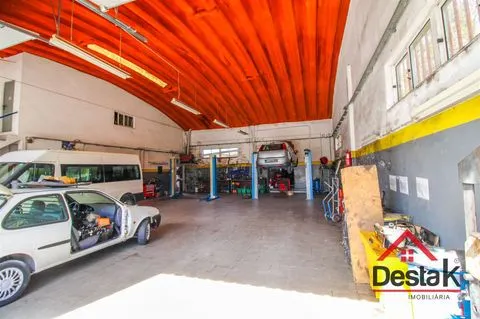 Oficina totalmente equipada para venda em São Pedro do Sul