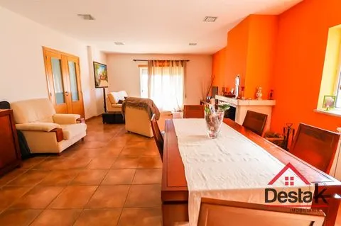 Moradia V4 para venda em Viseu