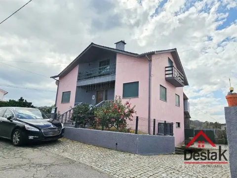 Moradia T4 para arrendamento em Sobral de Pinho, São Pedro do Sul