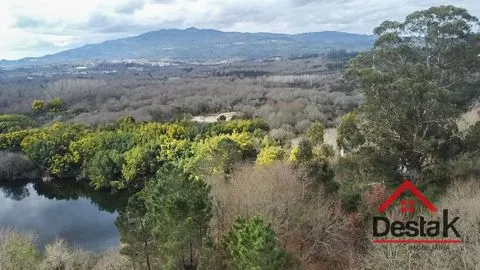 Herdade com 290.000 m2 para venda em Vouzela