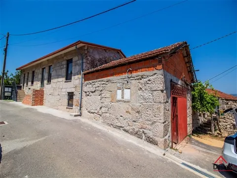 Semi-detached house T2
