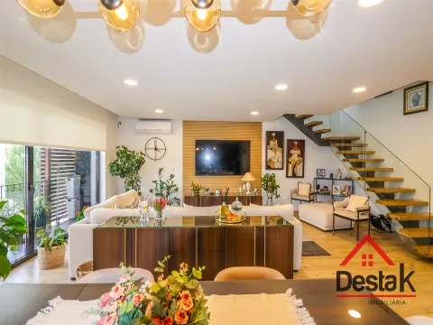 Apartamento T5 Duplex de Excelência na Avenida da Europa
