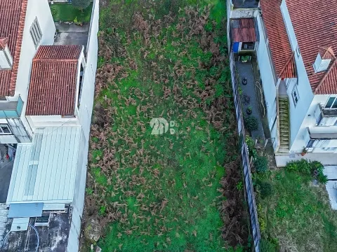 Lote de terreno 573,25m² - Cavalões