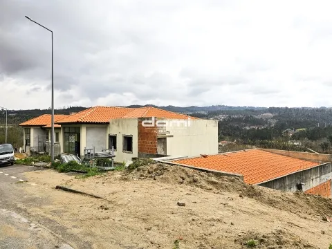 Apartamento T1, sito nas Termas de São Pedro do Sul