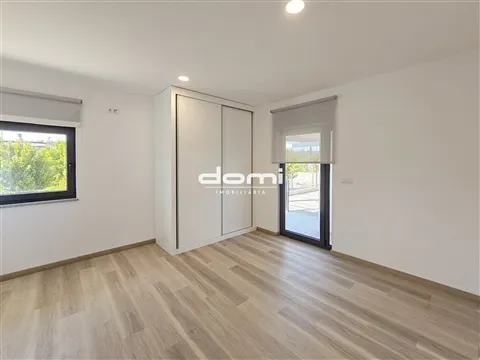 Étage 1 Chambre(s)