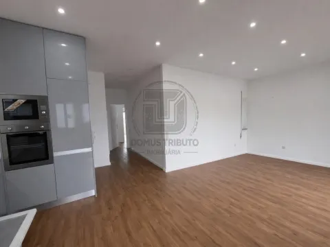 Apartamento T3 em Águas Santas – Conforto, Espaço e Excelente Localização
