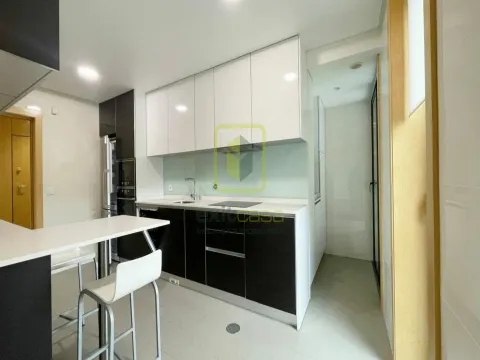Apartamento T2 para Arrendamento