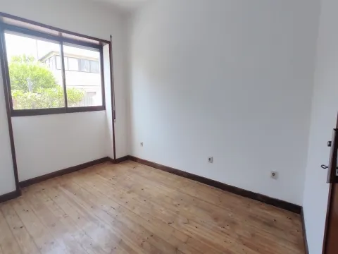 Moradia T3 Estilo Gandaresa para Arrendamento