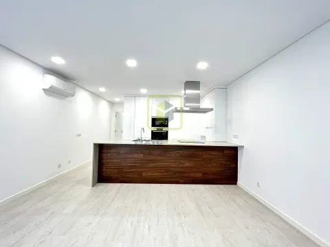 Apartamento T1 no Bairro Novo