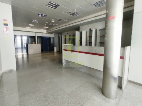 Loja para Arrendamento em Aveiro