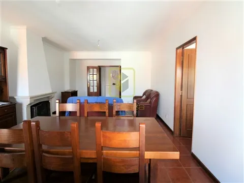 Apartamento T4 para Arrendamento em Aveiro