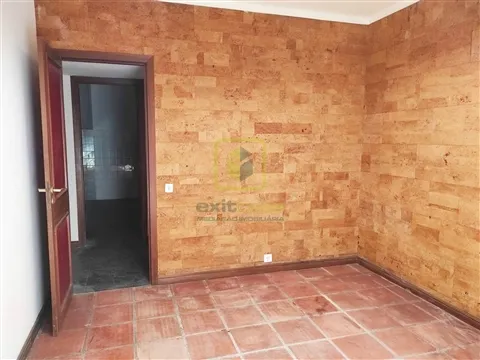 Loja para Arrendamento no Centro de Aveiro