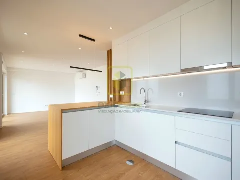 Apartamento T3 Novo