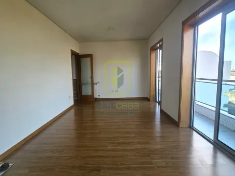 Apartamento T3 Duplex para Arrendamento