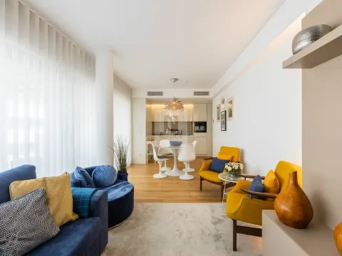 Apartamento T1 Mobilado com Terraço e Vista Mar na Foz