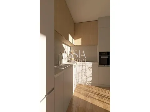 Appartement Duplex T3+1 avec Balcon à Porto