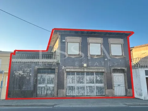 Moradia para Reabilitação para Indústria ou Habitação na Maia