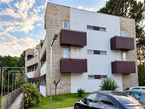 Piso de 4 dormitorios en Quinta do Sardão, Gaia