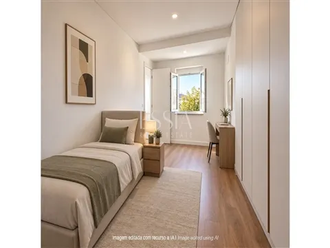 Moradia T3 em Canelas com Terraço