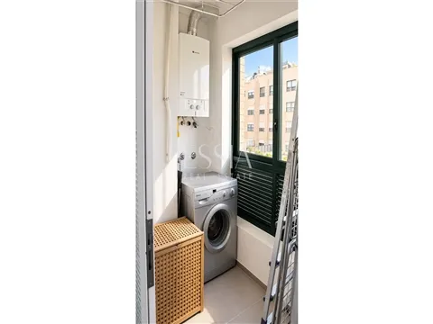Apartamento T3 Renovado no Pinheiro Manso, Porto