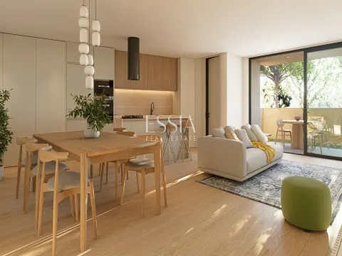 Apartamento de 3 Dormitorios con Dos Balcones en Crasto Living