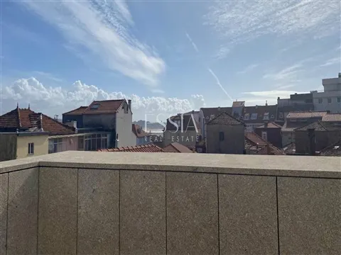 Apartamento T1 com Terraço na Foz do Douro