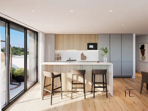 Apartamento T4 DUPLEX