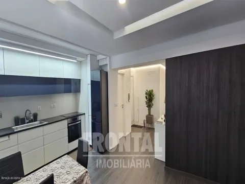 Appartement rénové 2+1 chambres | 2 suites et 2 places de parking