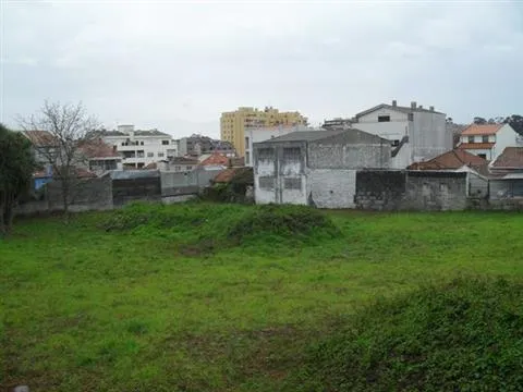 Terreno para Construção em Altura | Centro Da Areosa, Pedrouços, Maia