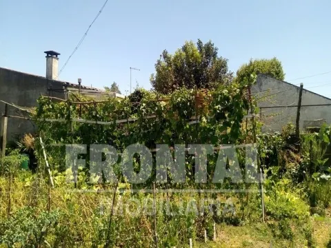 Terreno 500 m² - Possibilidade de Construção de Duas Moradias Geminadas | Ermesinde