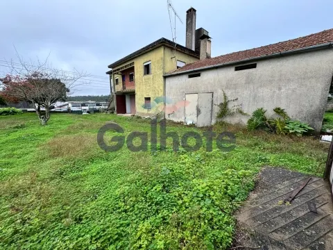 Moradia para Restaurar T5