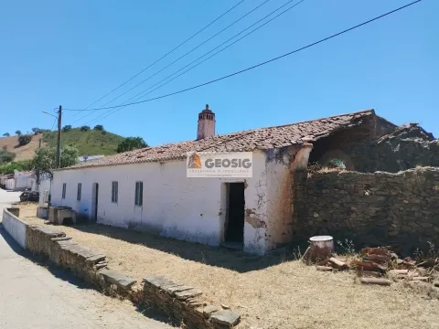 Maison à Restaurer 2 Chambre(s)