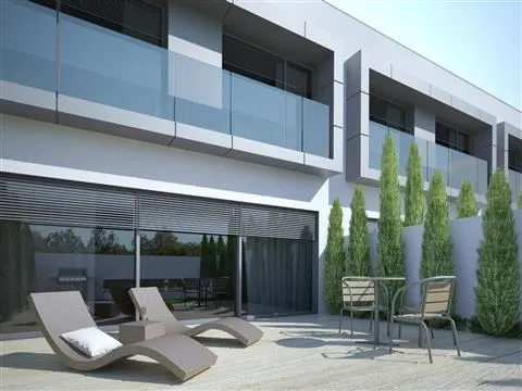 Gavetos Novos, em Construção; Localização Premium