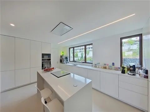 Luxury 3-Bed Apartment at Quinta Marques Gomes | Golden Hour Real Estate