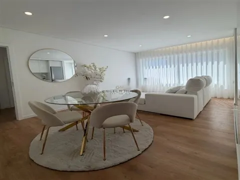 Apartamento T3 Remodelado em Gaia