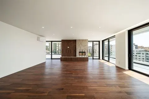 Penthouse T4 de Luxo em Vila Nova de Gaia | Golden Hour Real Estate