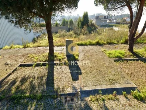 Lote de Terreno para construção em Anta - Espinho