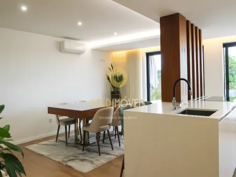 Appartement 2 Chambre(s)+1