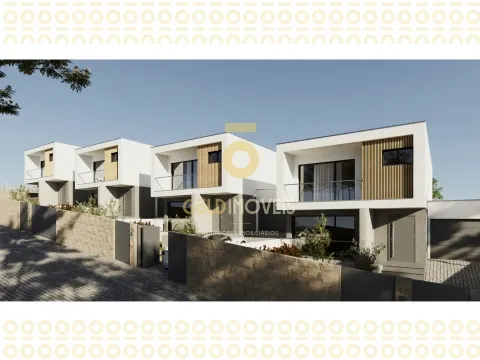 Casa a schiera 4 Vani