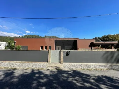 Moradia T3 para venda