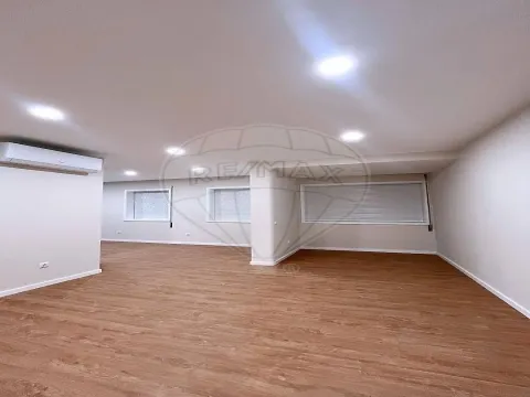 Moradia T3 para arrendamento