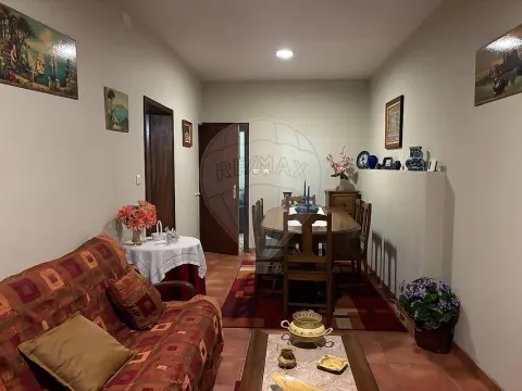 Moradia T4 para venda