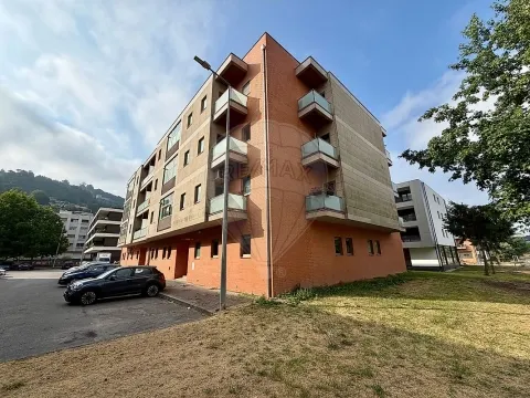Apartamento T1 para arrendamento
