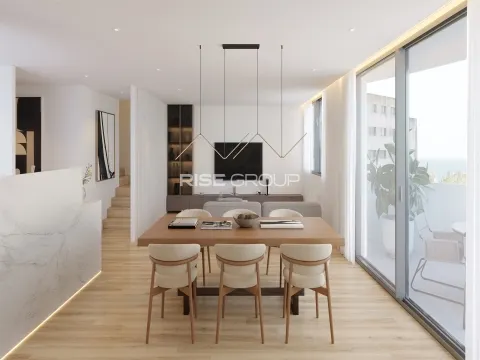 Apartamento T2  Duplex em construção na praia dos Lavadores