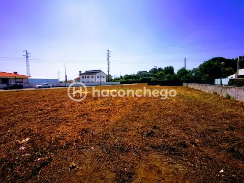 Terreno urbano com 1818m2 em Galegos São Martinho Barcelos