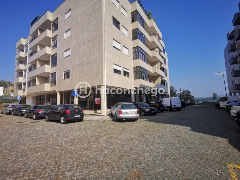 Apartamento T3 mobilado para arrendamento em Barcelos