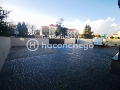 Apartamento T1 para arrendar em Barcelos com lugar de garagem
