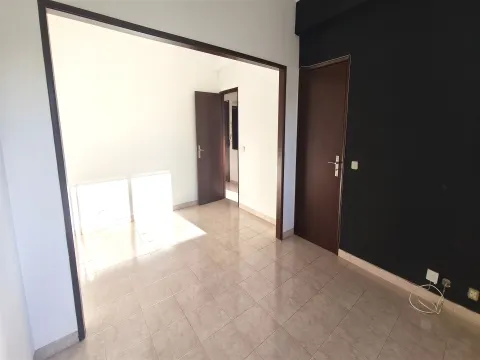 Apartamento T2 62m2 Bom estado, muita luz - Algueirão/Mem Martins