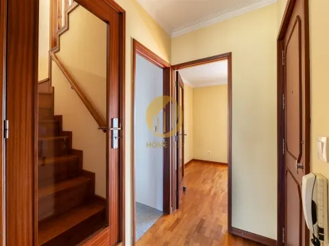 Apartamento T3 Duplex na Maia