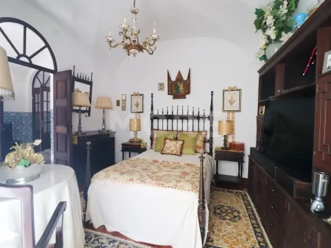 Moradia T10  Quintal - Centro de Redondo